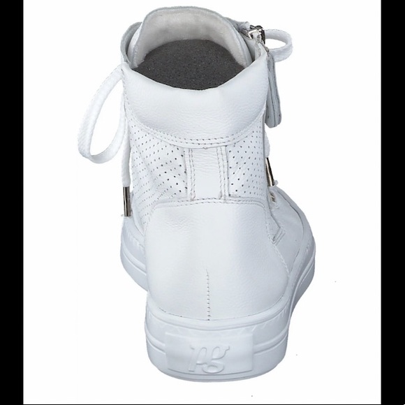 High Top Sneaker
Color:WHITE LEATHER. Never worn - Picture 3 of 8